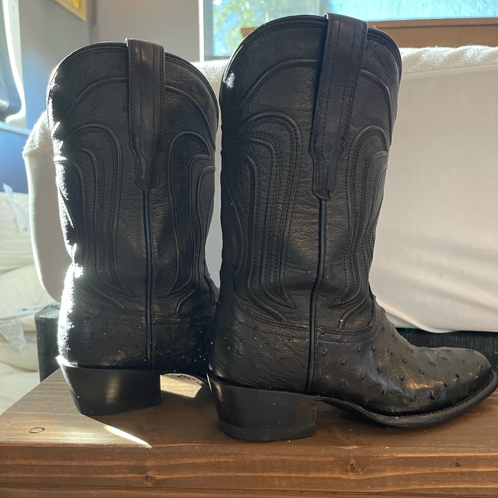 Tecovas size 6 The Jessie black Ostrich cowgirl boots